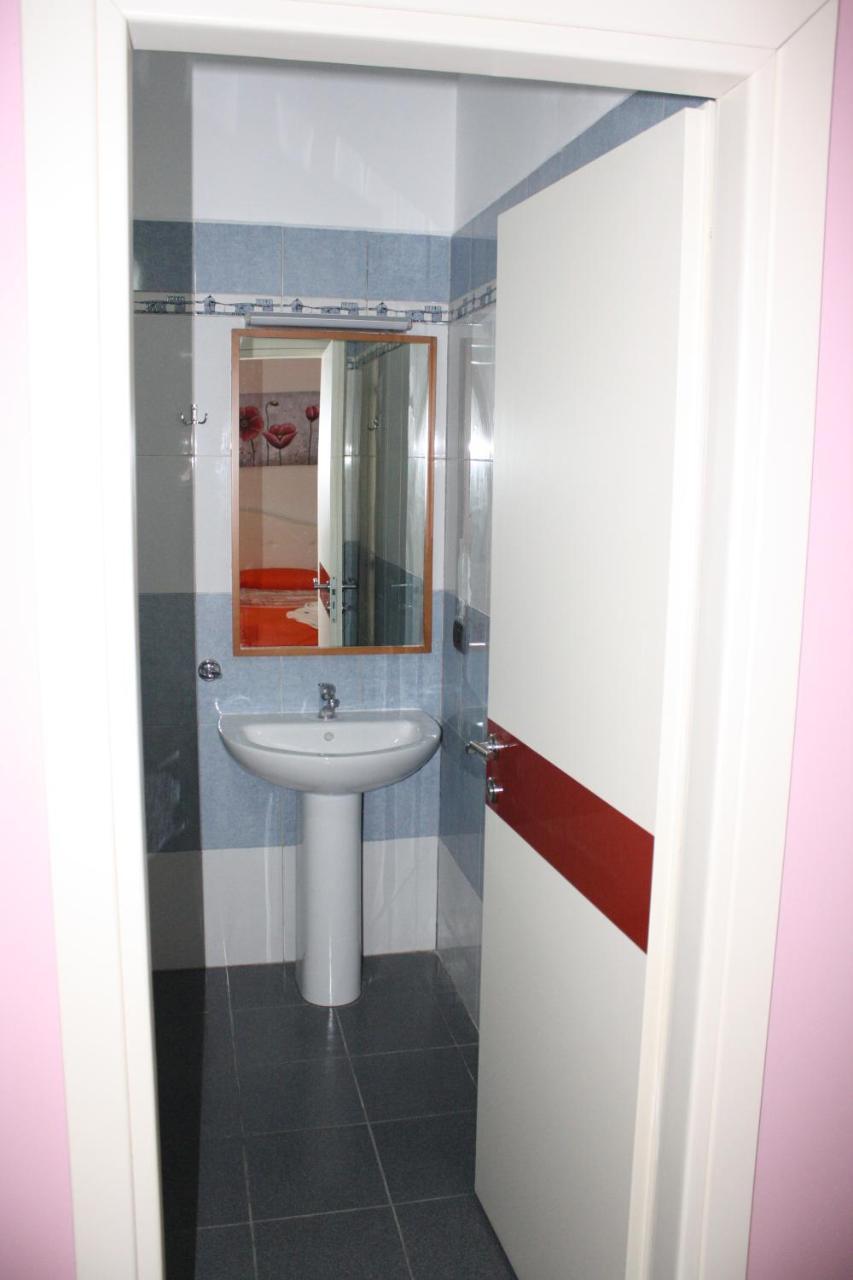 Orange Hotel
